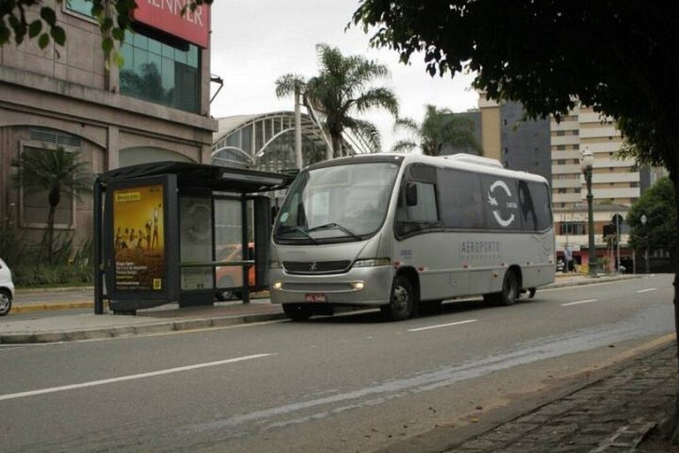 Ótimo apto de 1Q — Shop. Estacão